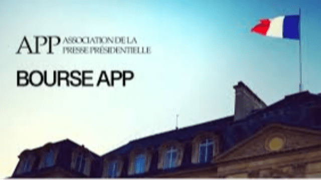 Lauréate bourse association presse présidentielle : Bravo Fatou-Laure !